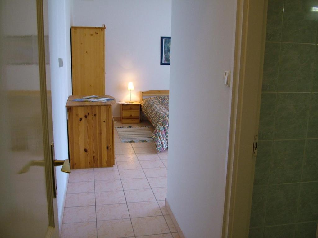 Hotel Zoldhaz Bio Panzio Gyenesdiás Zimmer foto